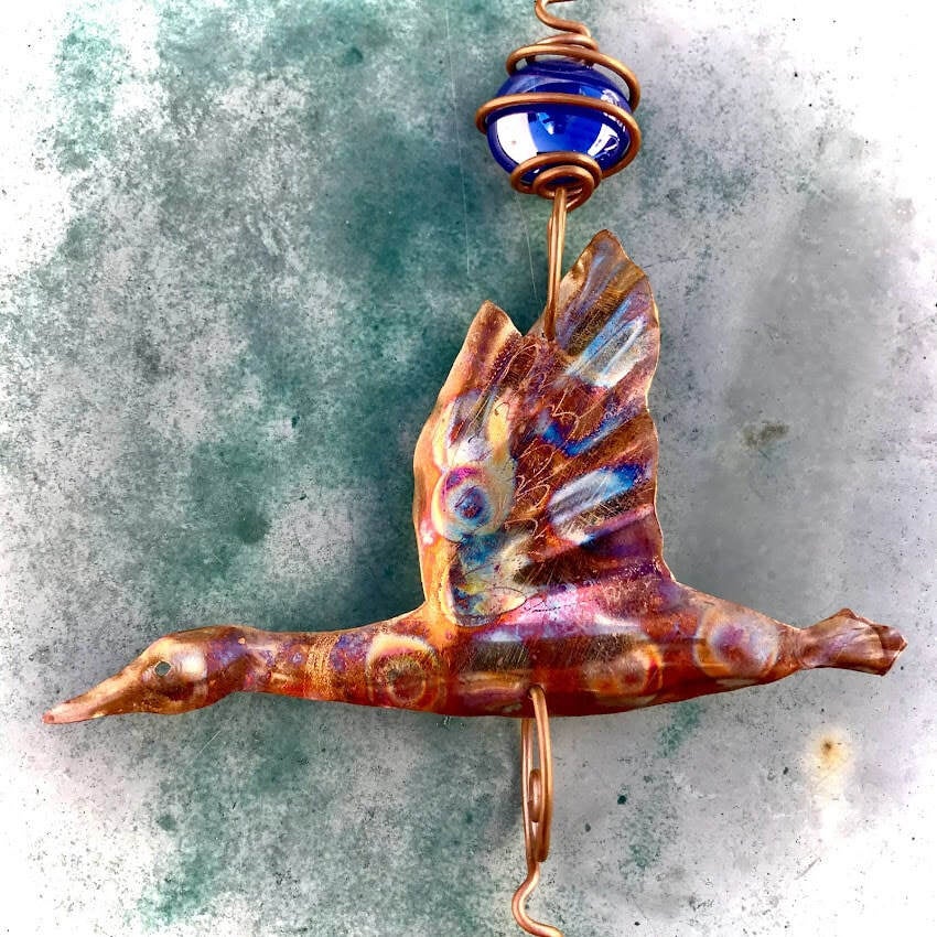 Ambrz Art Instant Window Jewelry Sun Catchers include a Suction